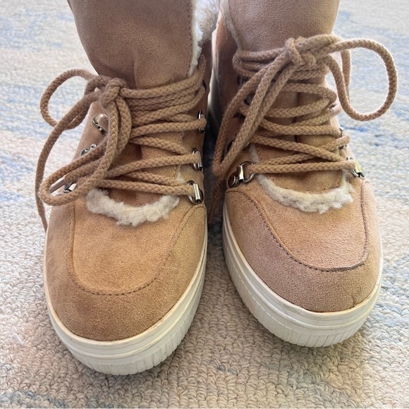MADDEN GIRL PLATFORM SHERPA LACE UP FAUX SUEDE SAND TAN ANKLE BOOTS SIZE 8 - Picture 4 of 7